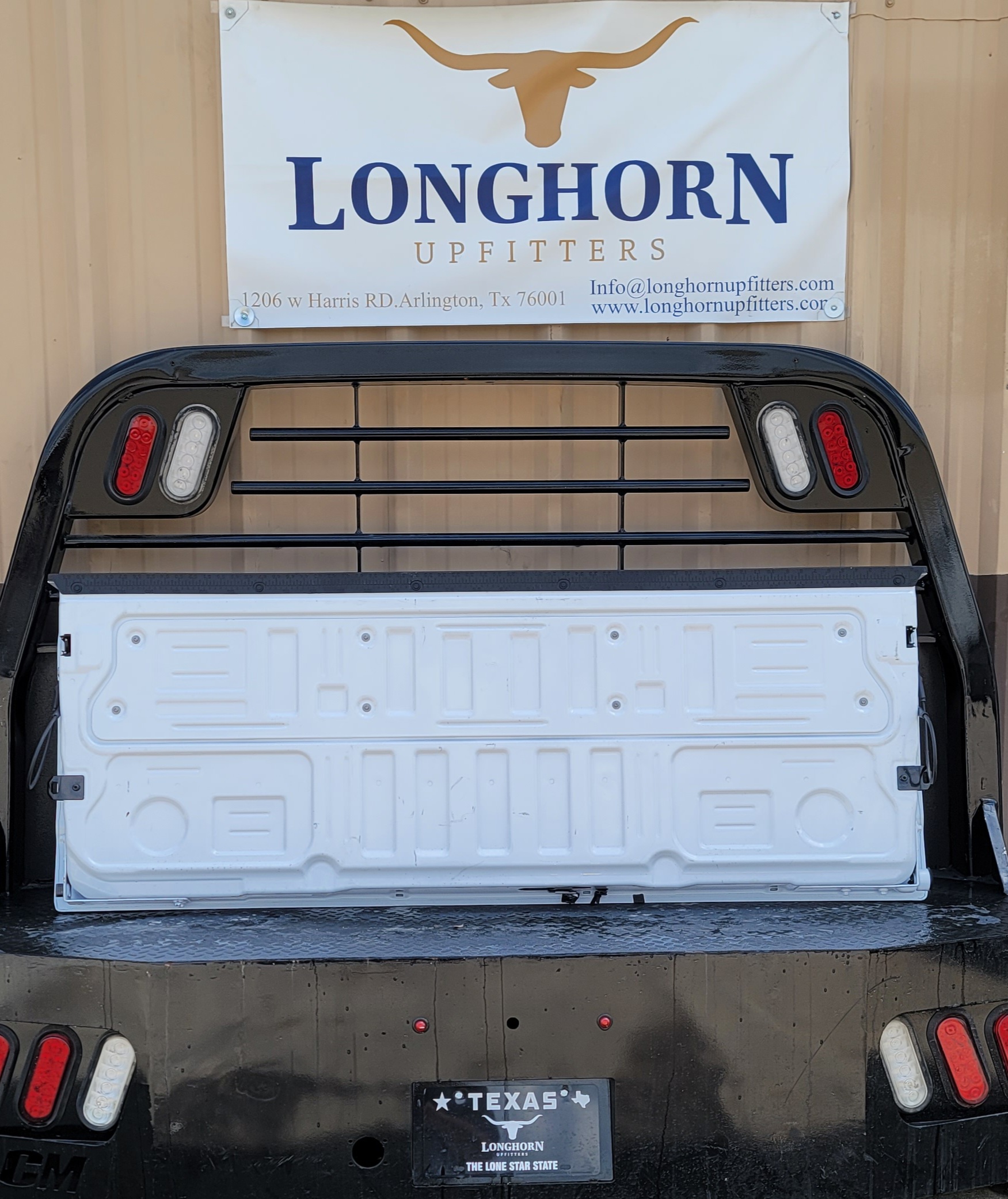 2023–2025 Ford F-250/F-350 Super Duty OEM Tailgate-150 – Image 5