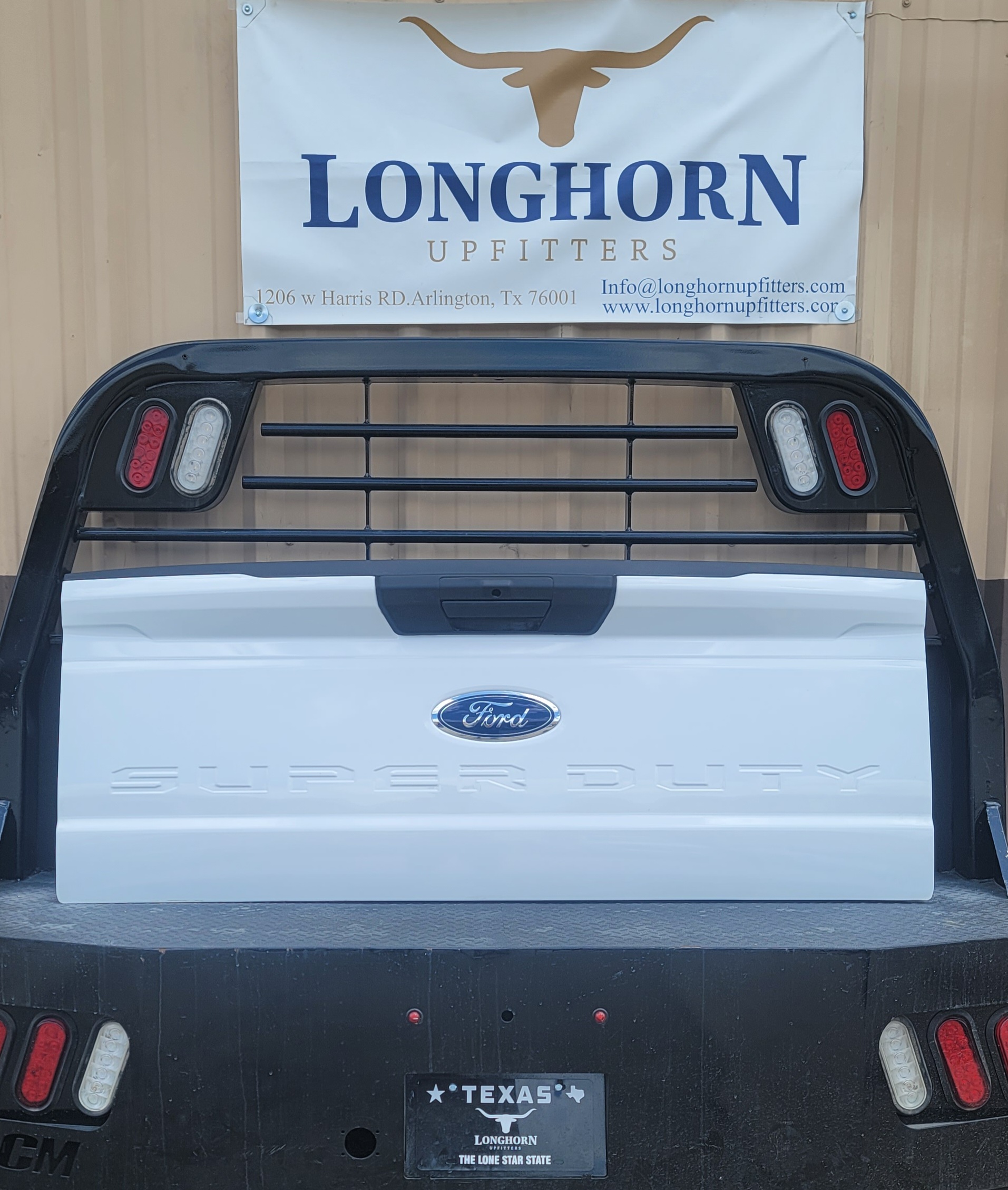2023–2025 Ford F-250/F-350 Super Duty OEM Tailgate-155 – Image 1