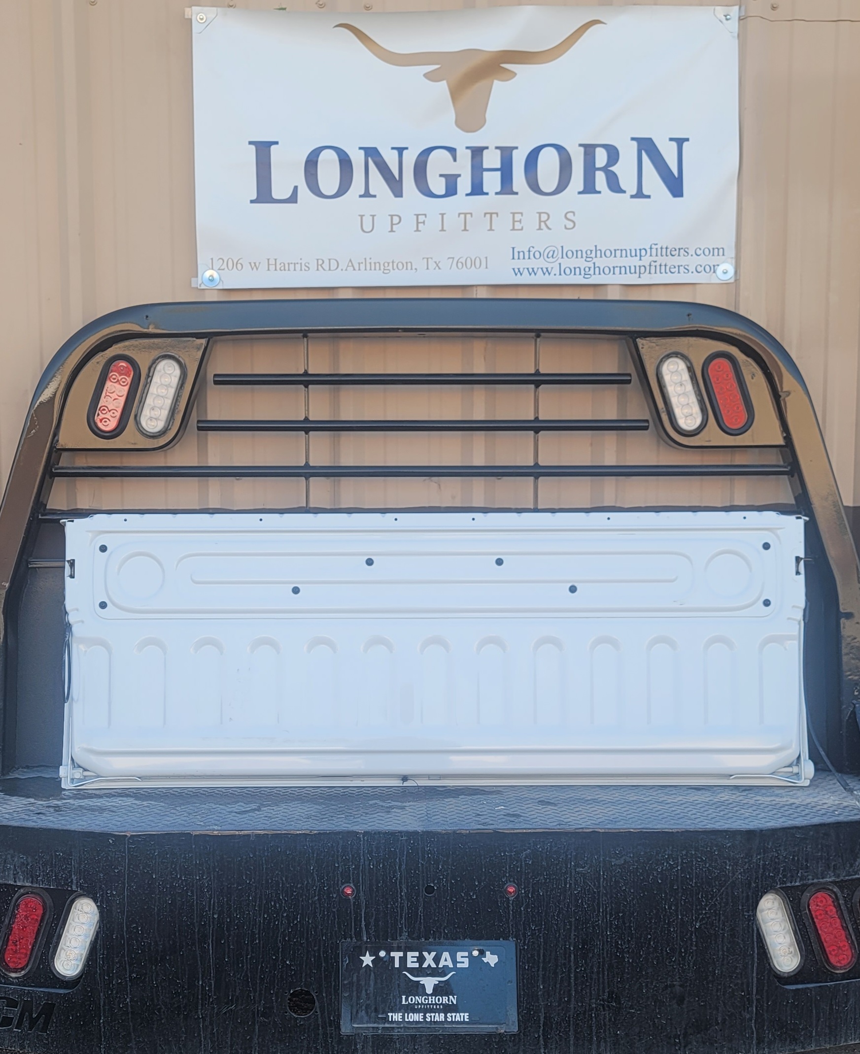2019–2024 RAM 1500 DT BIGHORN OEM Tailgate-156 – Image 5