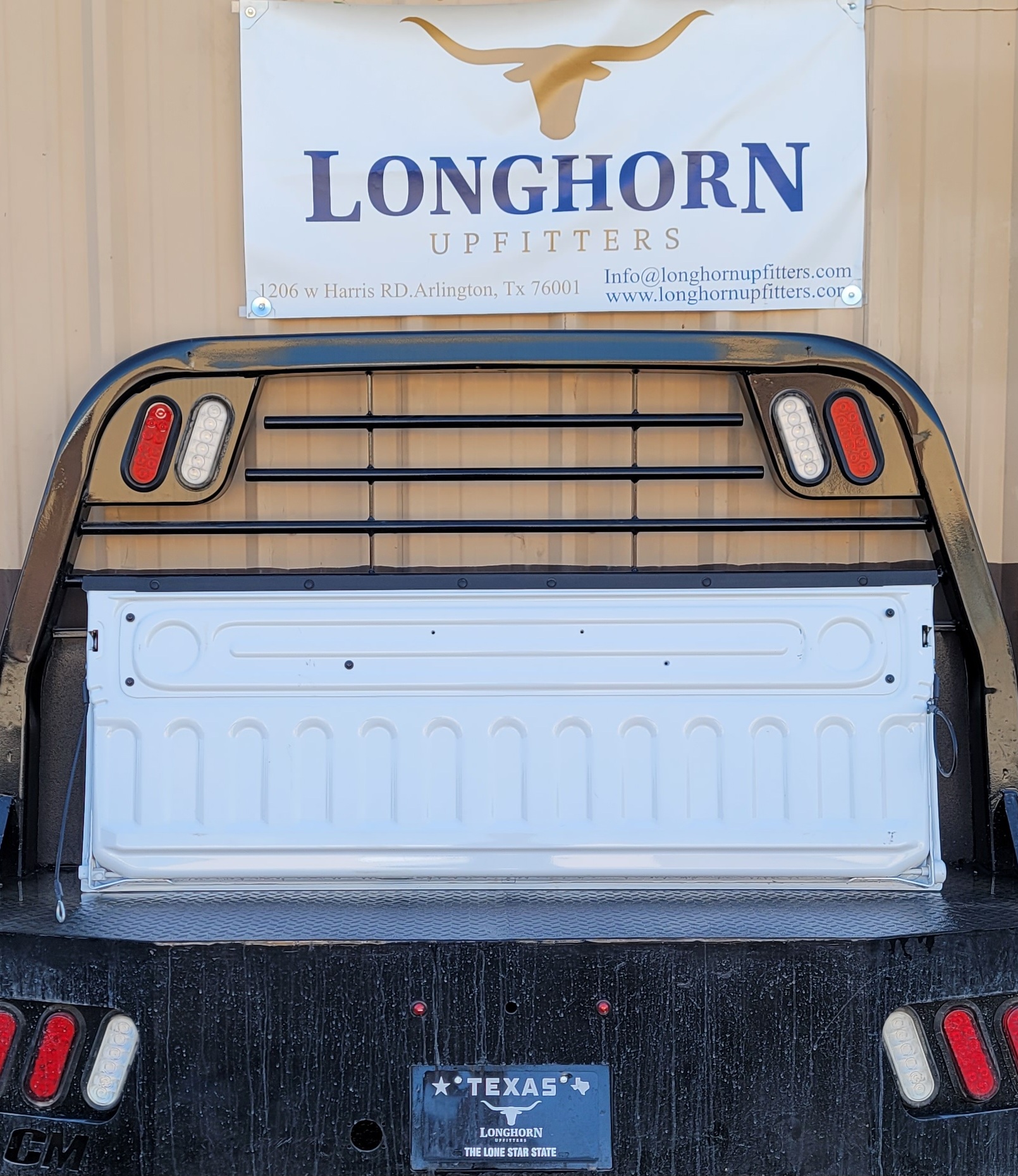 2019–2024 RAM 1500 DT BIGHORN OEM Tailgate-158 – Image 4