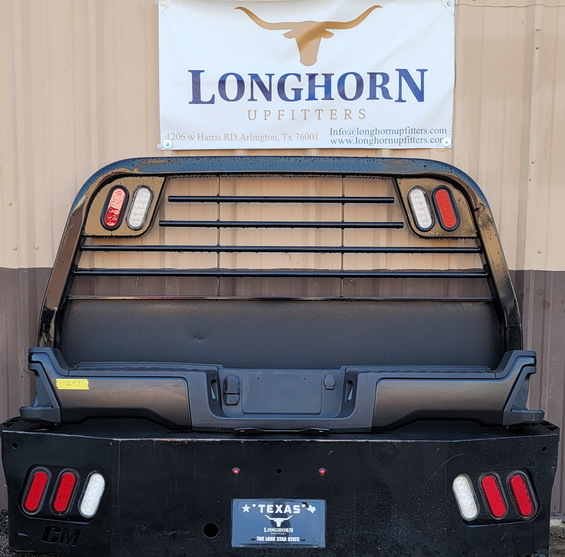 2023–2025 Ford F-250/F-350 Super Duty Black Rear Step Bumper-247 – Image 1