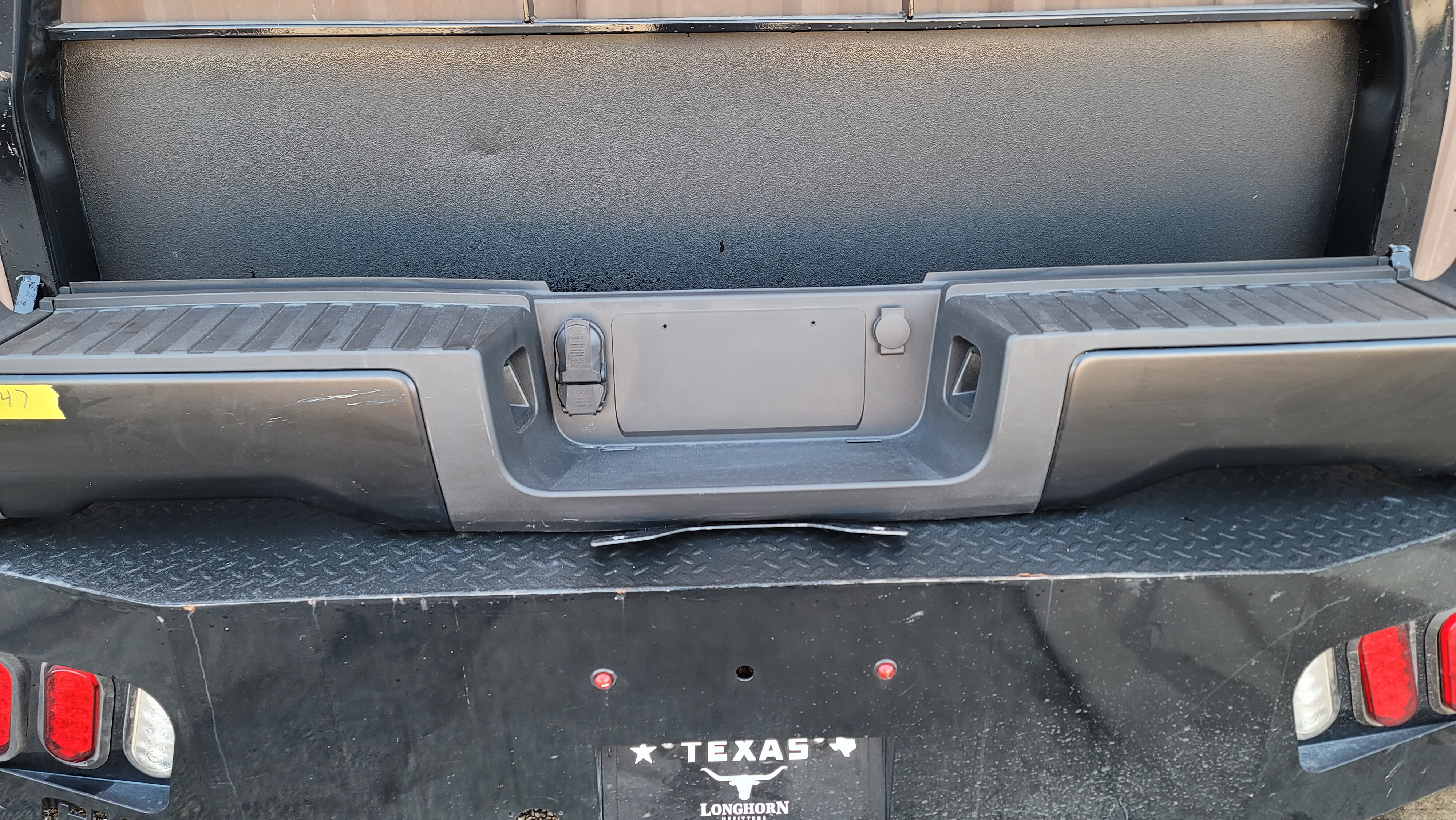 2023–2025 Ford F-250/F-350 Super Duty Black Rear Step Bumper-247 – Image 2