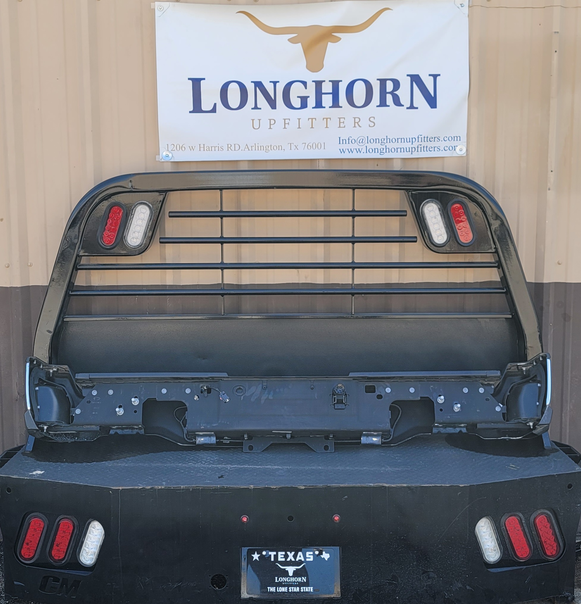 2023–2025 Ford F-250/F-350 Super Duty Chrome Rear Step Bumper-249 – Image 7