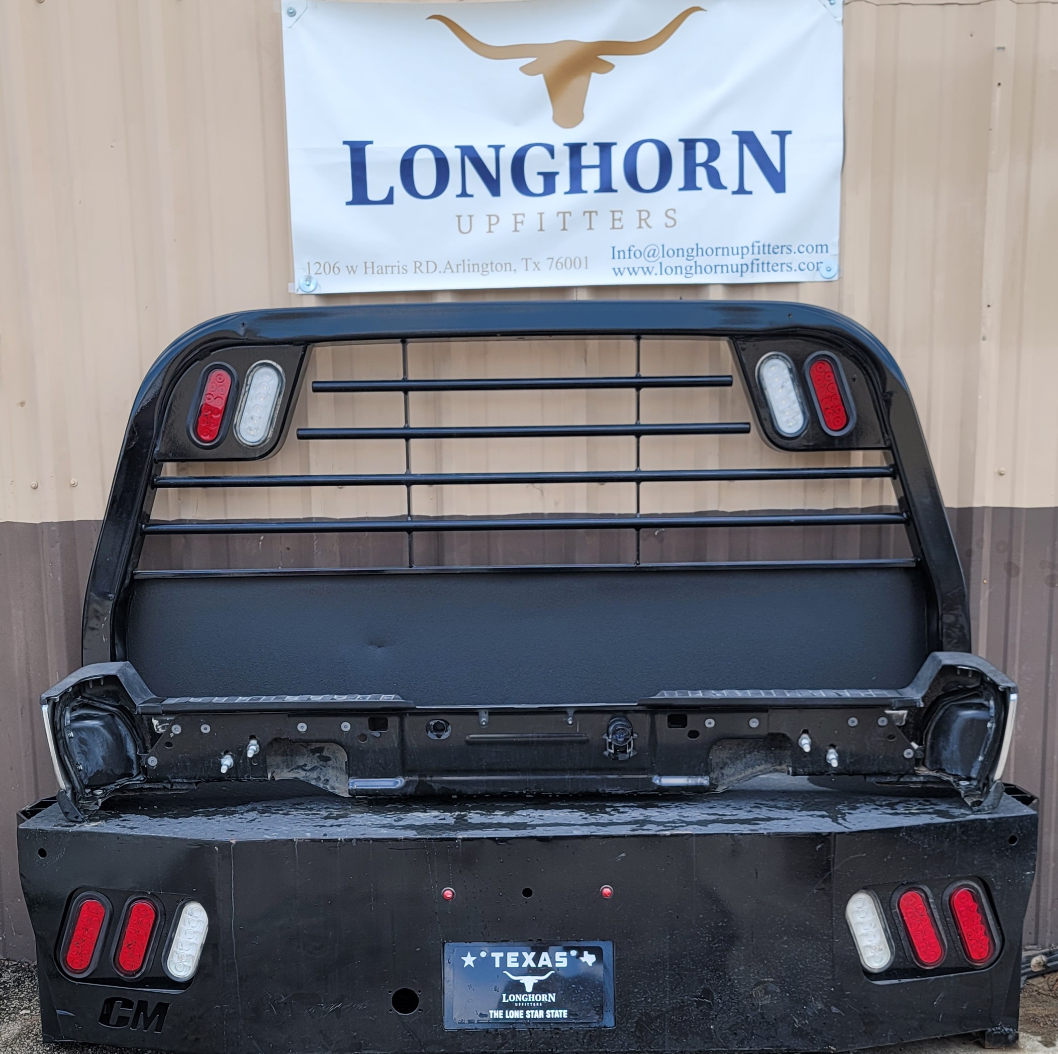 2023–2025 Ford F-250/F-350 Super Duty Chrome Rear Step Bumper-250 – Image 7