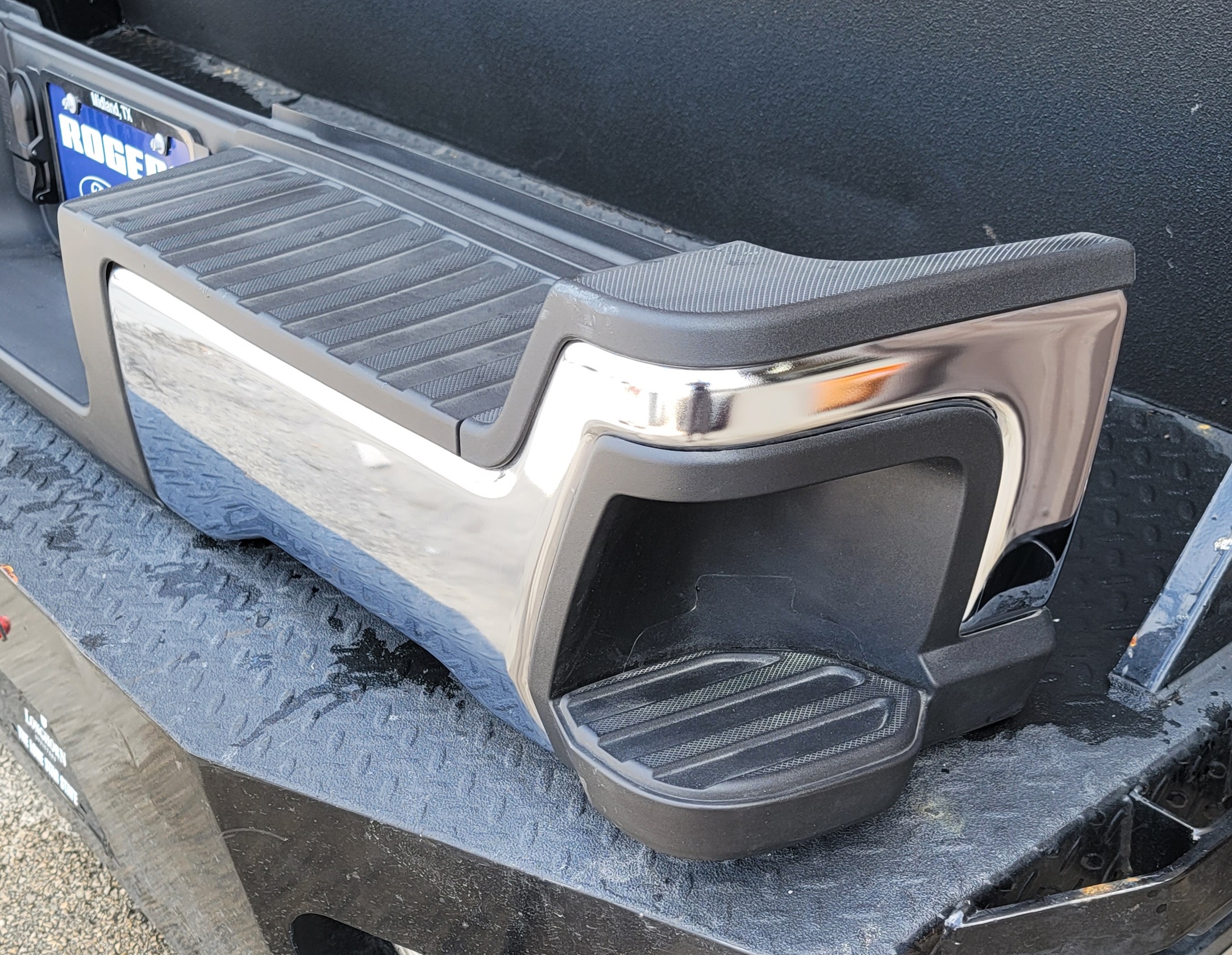 2023–2025 Ford F-250/F-350 Super Duty Chrome Rear Bumper-251 – Image 3