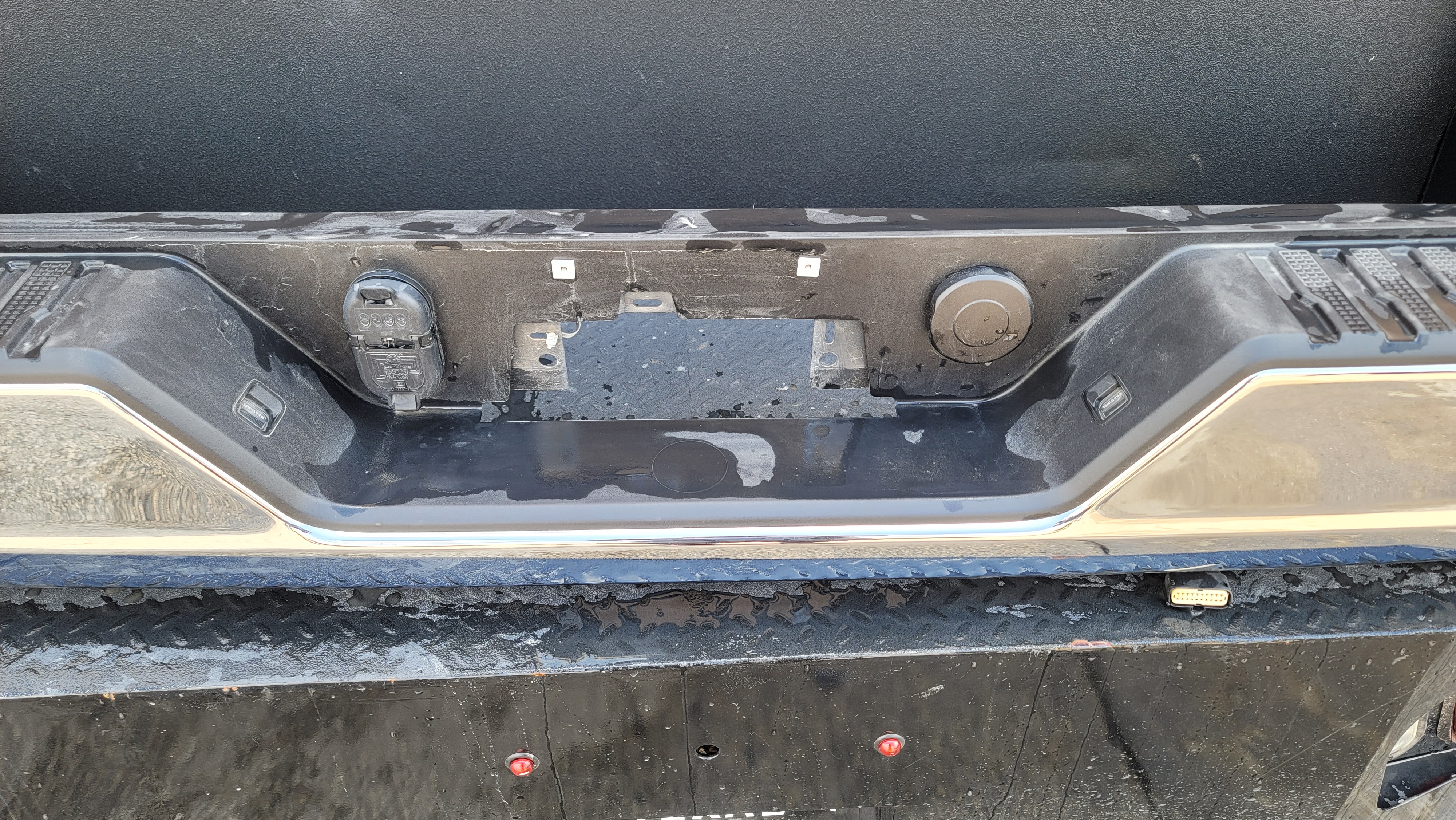 2024–2025 Chevy Silverado 2500HD/3500HD Chrome Rear Bumper-253 – Image 2