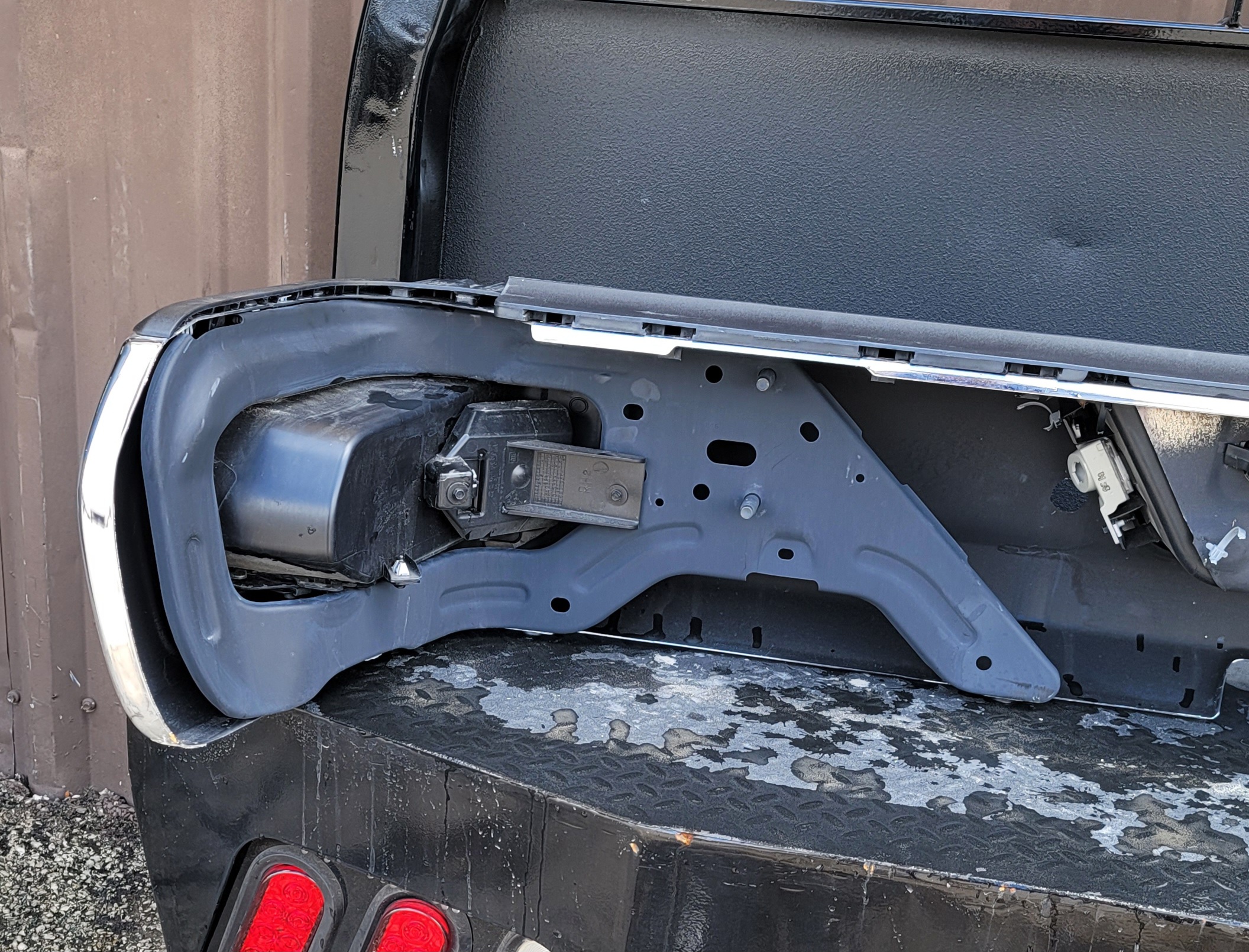 2024–2025 Chevy Silverado 2500HD/3500HD Chrome Rear Bumper-254 – Image 10