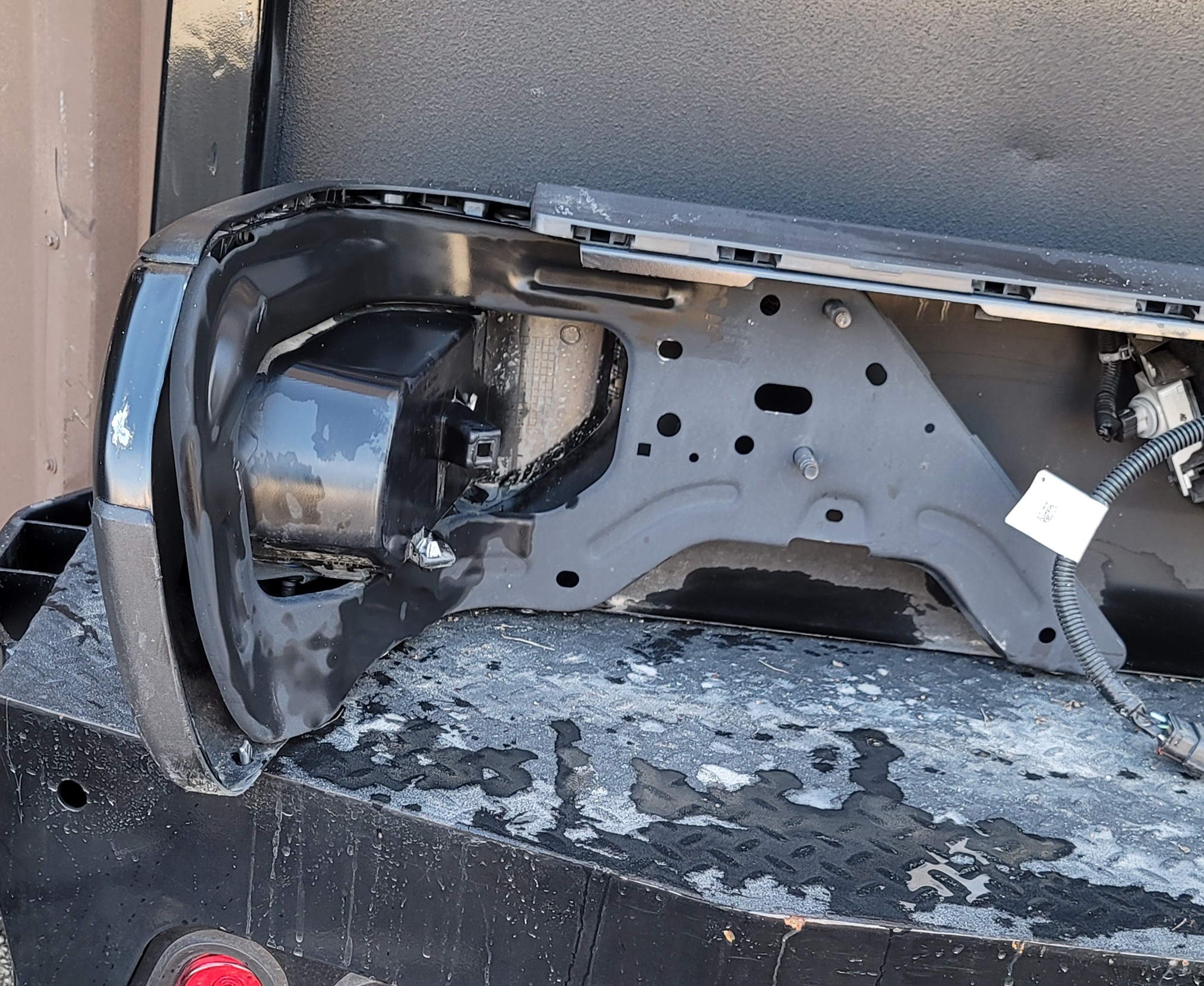 2024–25 Chevrolet Silverado 2500HD/3500HD Black Rear Bumper-257 – Image 10