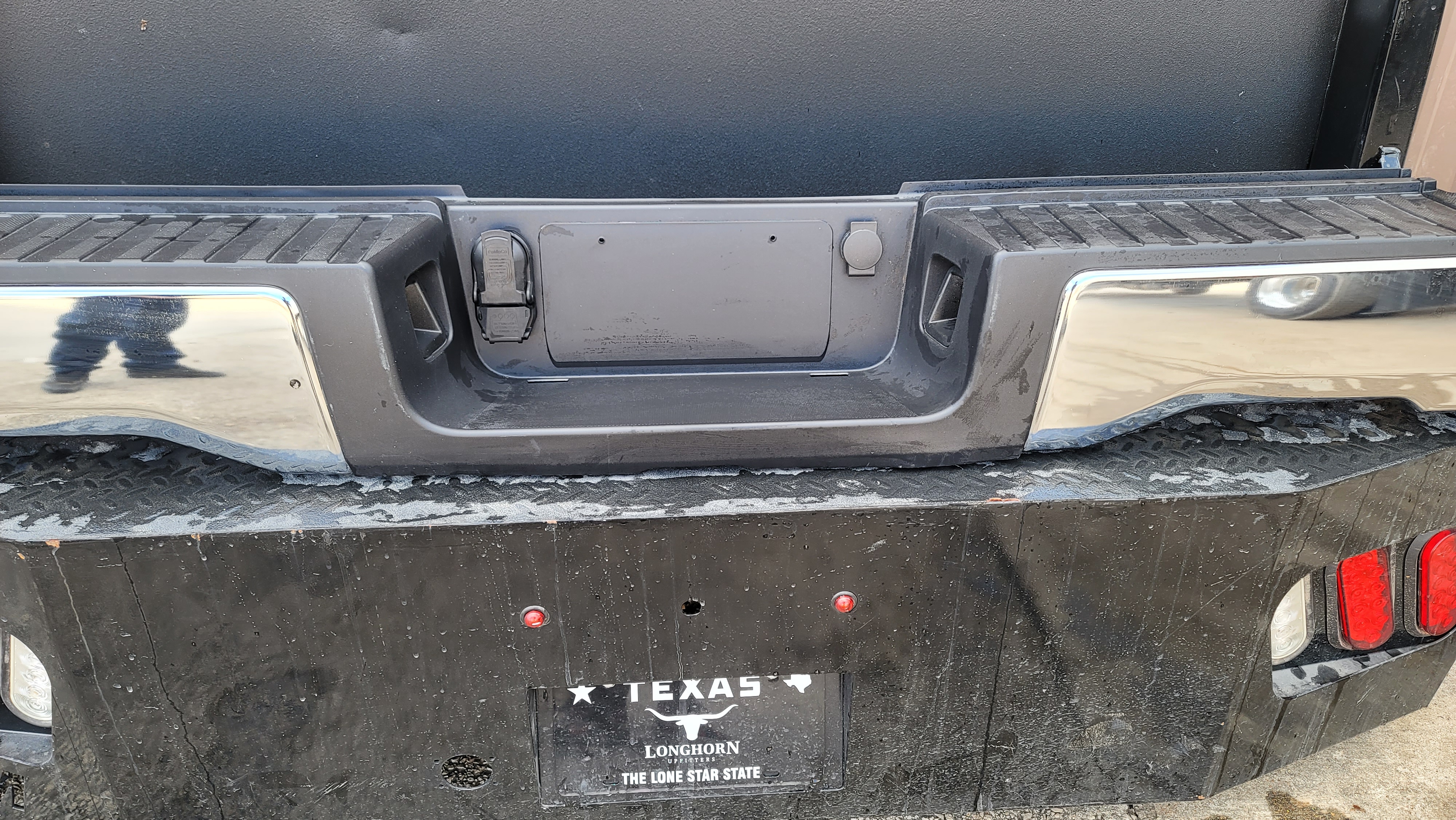 2023–2025 Ford F-250/F-350 Super Duty Chrome Rear Bumper-258 – Image 2