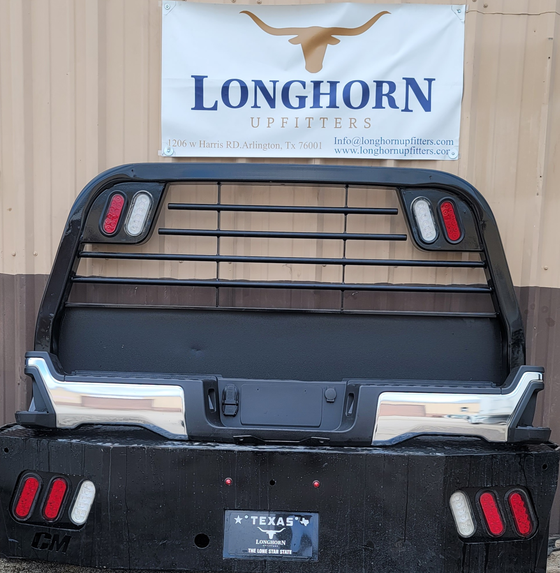 2023–2025 Ford F-250/F-350 Super Duty Chrome Rear Bumper-259 – Image 1