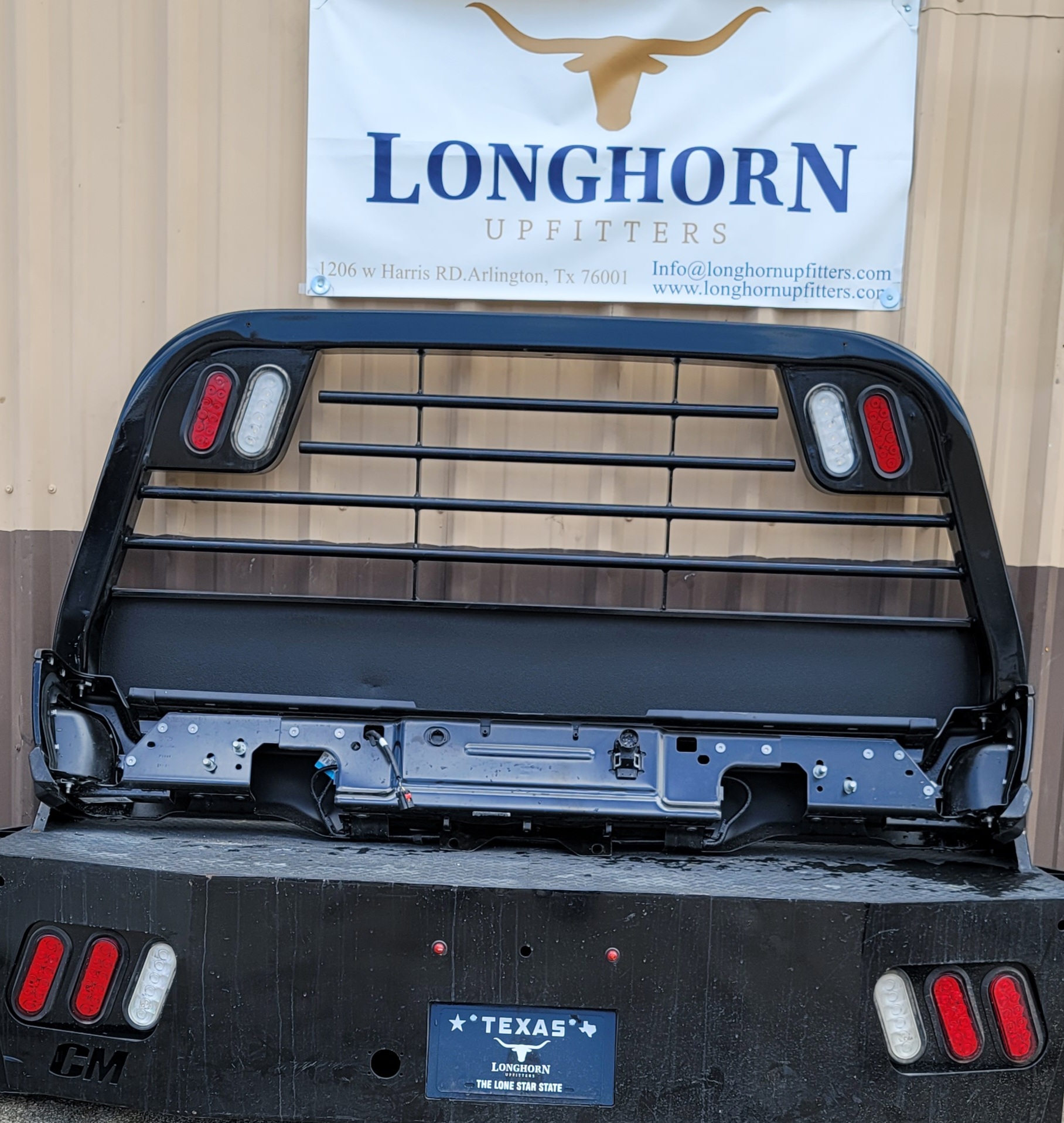 2023–2025 Ford F-250/F-350 Super Duty Black Rear Bumper-261 – Image 7
