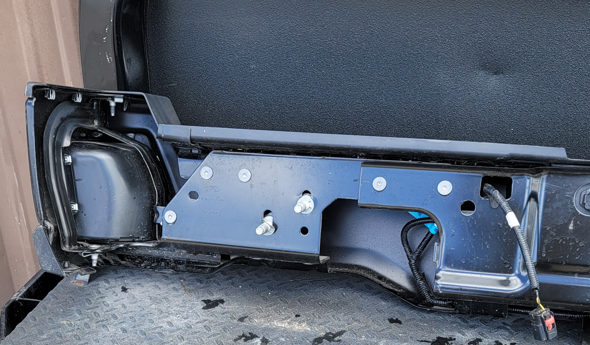 2023–2025 Ford F-250/F-350 Super Duty Black Rear Bumper-261 – Image 10