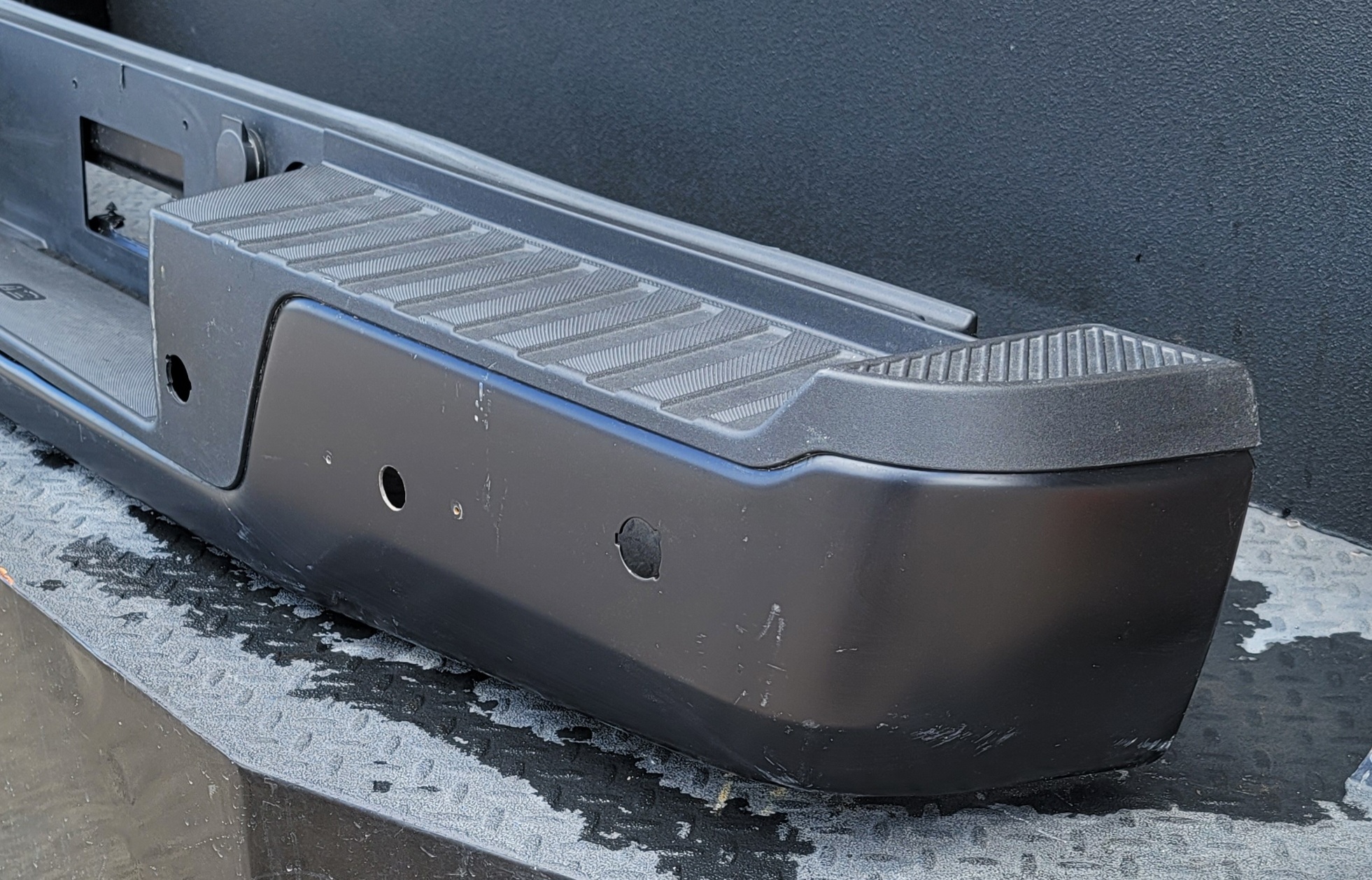 2017–2022 Ford F-250/F-350 Super Duty Black Rear Bumper-262 – Image 6