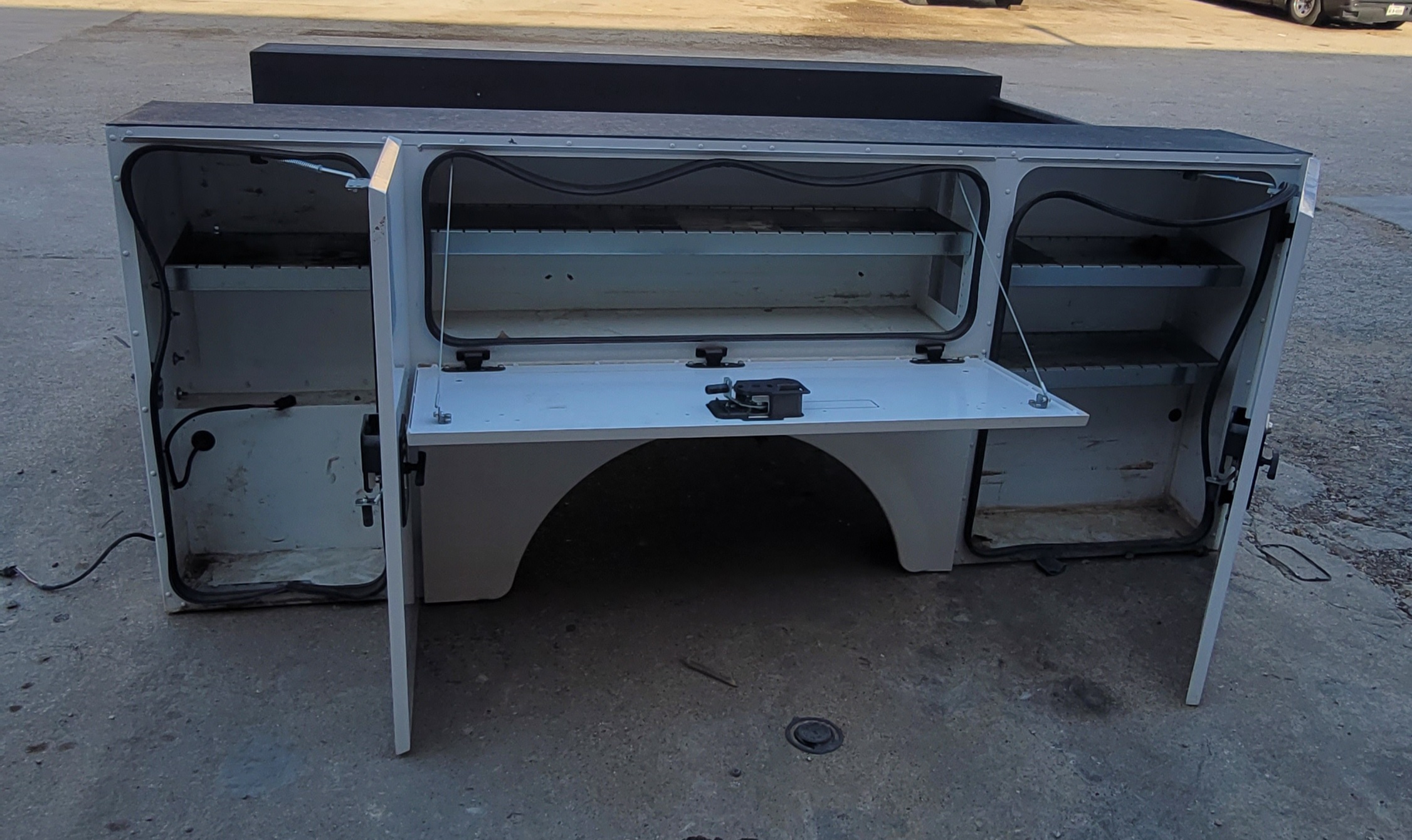 STAHL 8'2" Service Utility Body – 6'4" Wide – UTIL-59 – Image 5