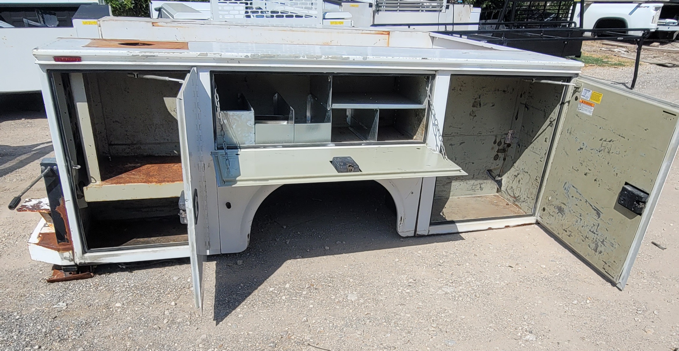 Knapheide 9' Crane Service Body – 60" CA – UTIL-56 – Image 3