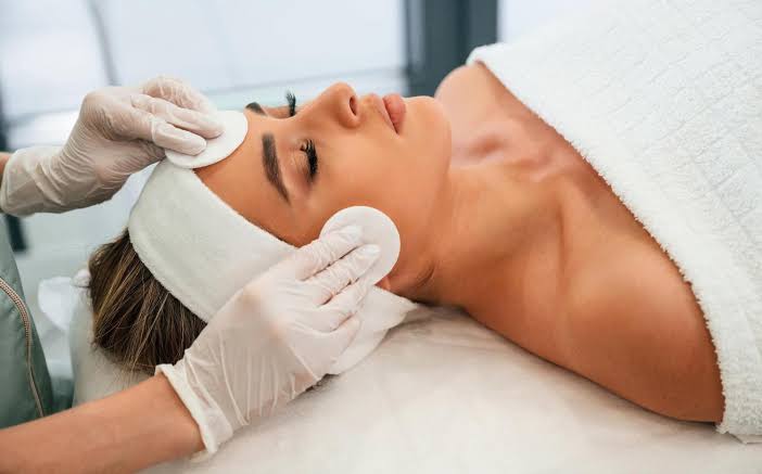 Bring-a-Friend Facial Duo – Image 2