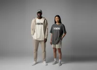 I KNOW T-Shirt - Grey Skies – Image 2