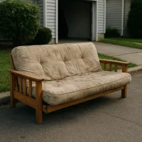 Sofa Bed / Futon – Furniture, Easy Access (Garage / Driveway / Curb)