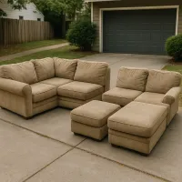Sectional Sofa – Furniture, Easy Access (Garage / Driveway / Curb)