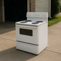 Stove / Oven (Residential) – Large Appliances, Easy Access (Garage / Driveway / Curb)