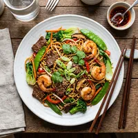 Beef or Shrimp Lo Mein – Image 1