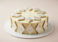 Kaju Katli Cake – ½ kg