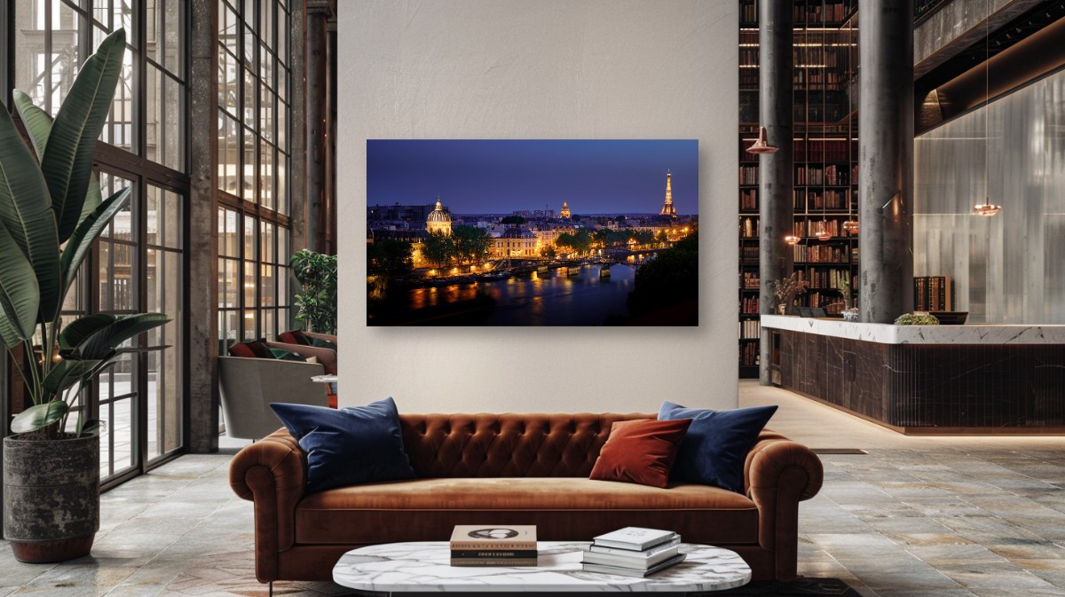 A First Night in the City of Lights – Image 5