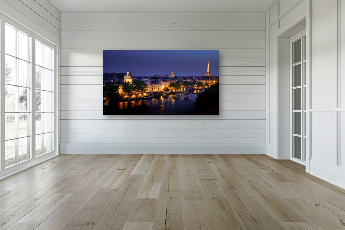 A First Night in the City of Lights – Image 3