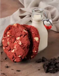 Red Velvet Cheesecake – Image 1
