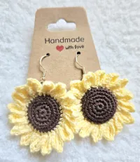 🌻 Crochet Sunflower Earrings – Handmade Sunshine You Can Wear – Image 1