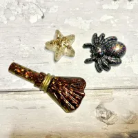 Trio of Resin Halloween treasures – Image 1