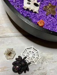 Trio of Resin Halloween treasures – Image 5