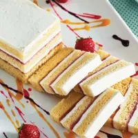 TOO TALL Strawberry Shortcake – Image 1