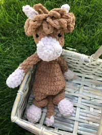 Highland Cow Snuggler - Handmade – Image 1