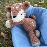 Deer Plushie – Image 1