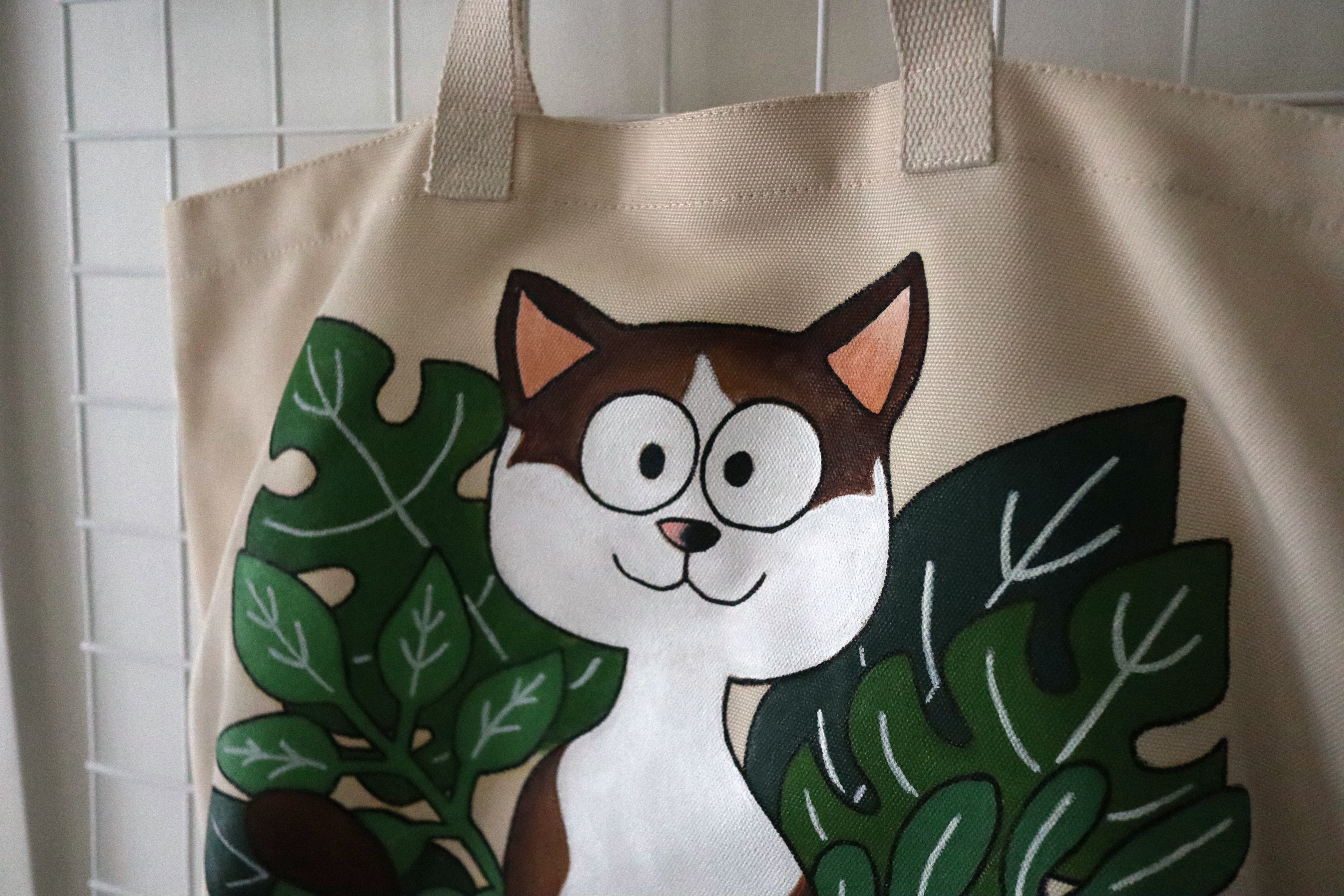 Brown & White Cat in Garden Tote – Image 2