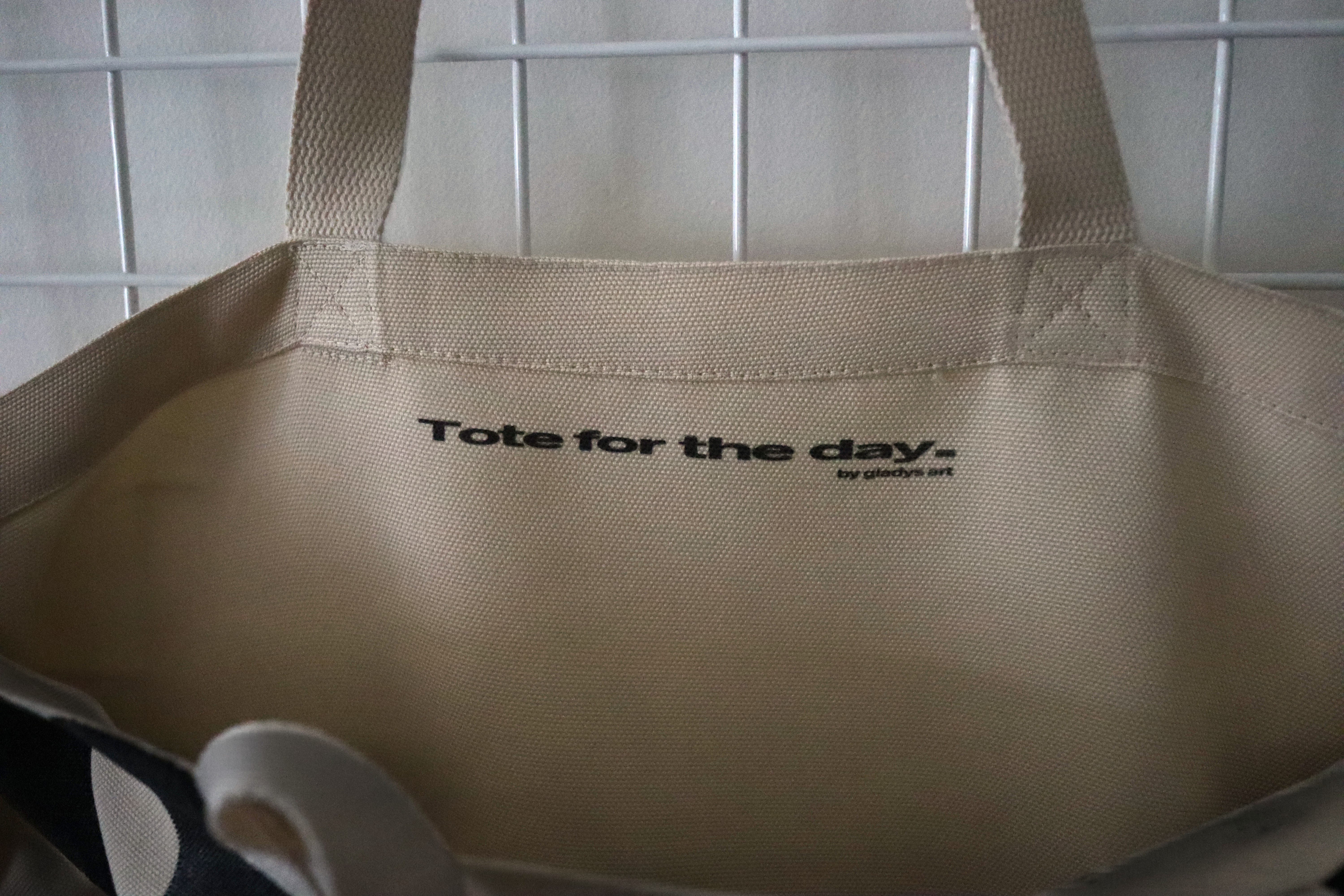 Black and White Flower Tote – Image 2