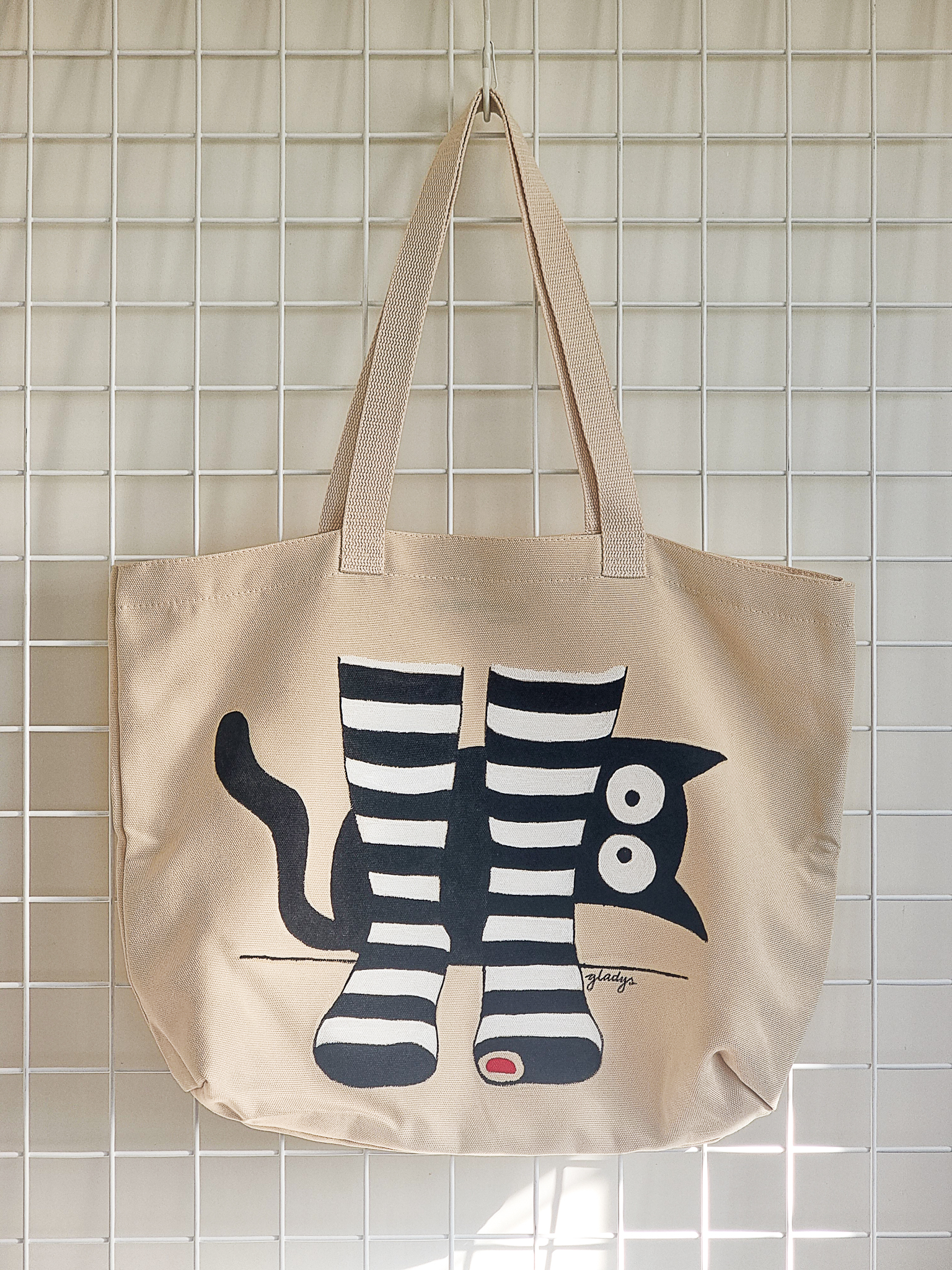 Black Cat and Striped Socks Tote – Image 1