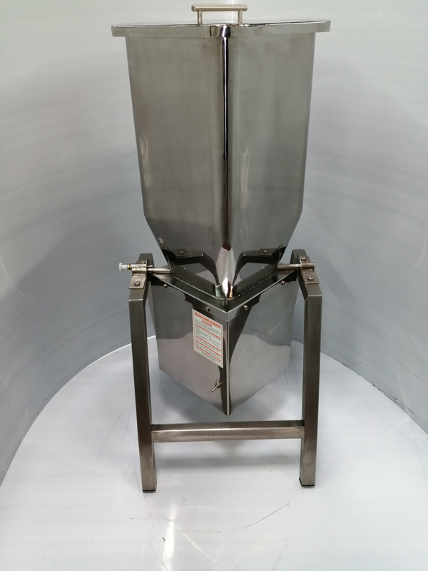 LICUADORA INDUSTRIAL EN ACERO – Image 1