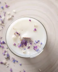 Herbal Natural Candle – Image 1