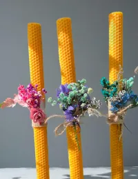 Beeswax Candle – Image 1
