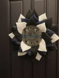 Back the Blue Wreath  – Image 1