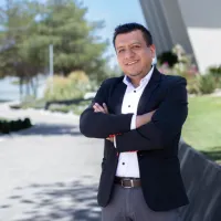 blog author image