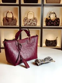 Armani  – Image 2