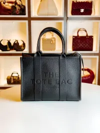 Marc jacobs large  – Image 1