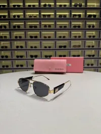 miu miu – Image 1