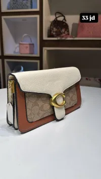 coach – Image 1