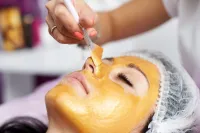 Deluxe HydroFacial – Image 2