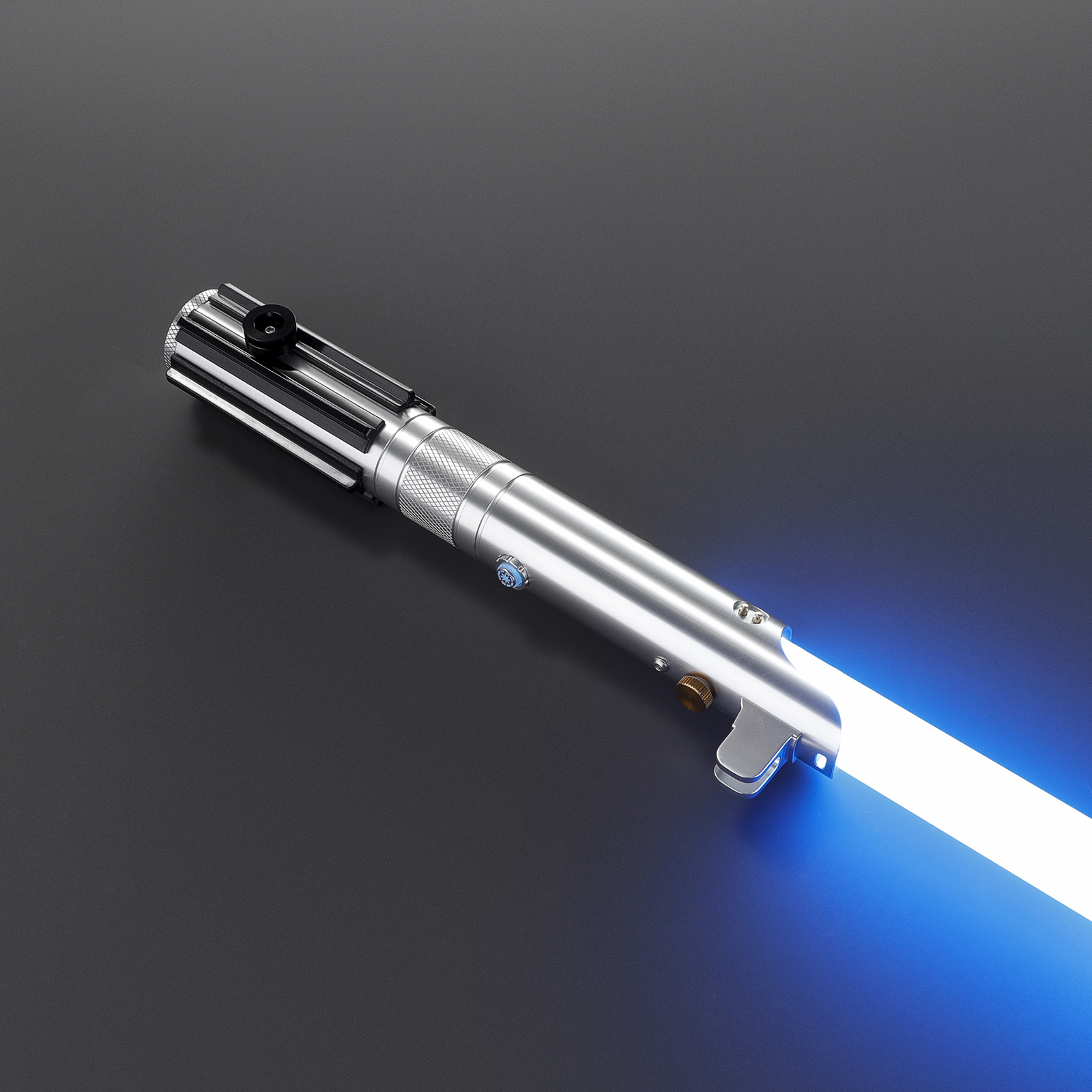 Anakin Skywalker Jedi Combat Lightsaber – Image 5