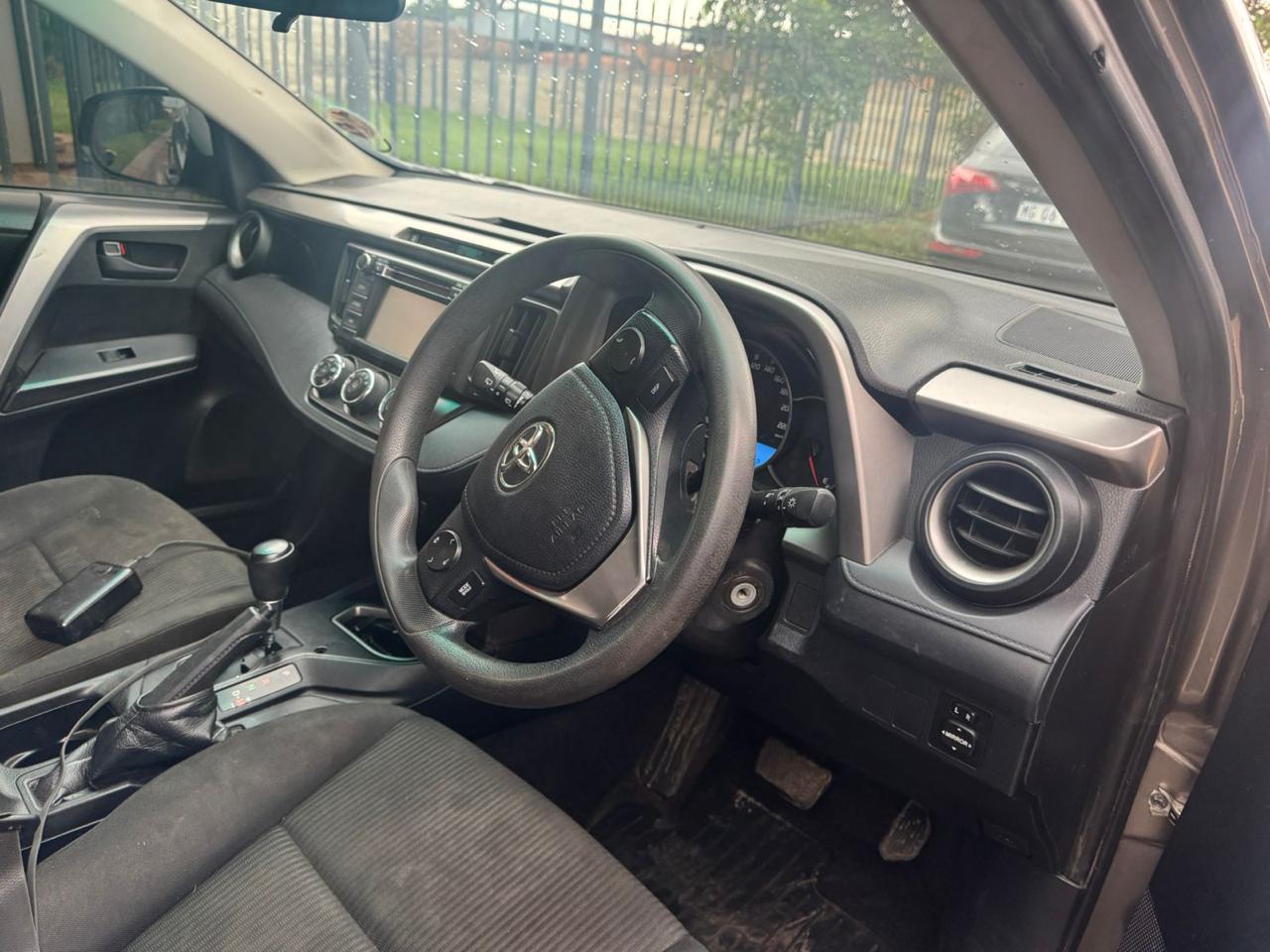 2017 Toyota RAV4 2.0 GX – Image 7
